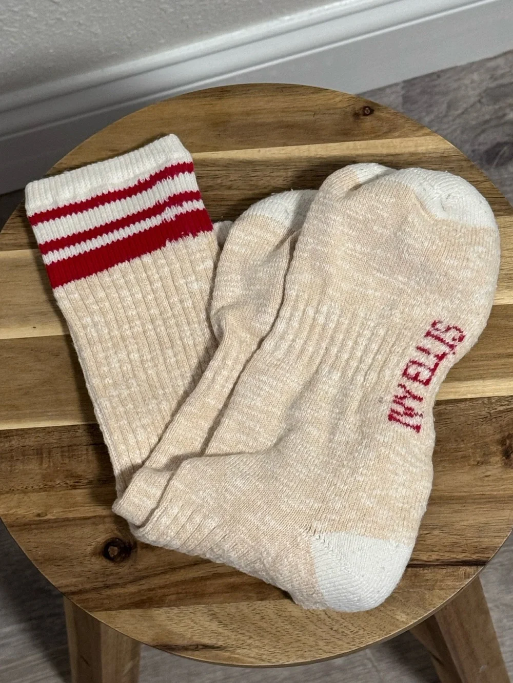 OSFM Ivy Ellis The Torrisdale Crew Socks Vintage Sport Ribbed Cotton Red & Cream